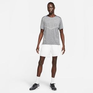 Nike Dri-FIT Rise 365
Men's Short-Sleeve Running Top